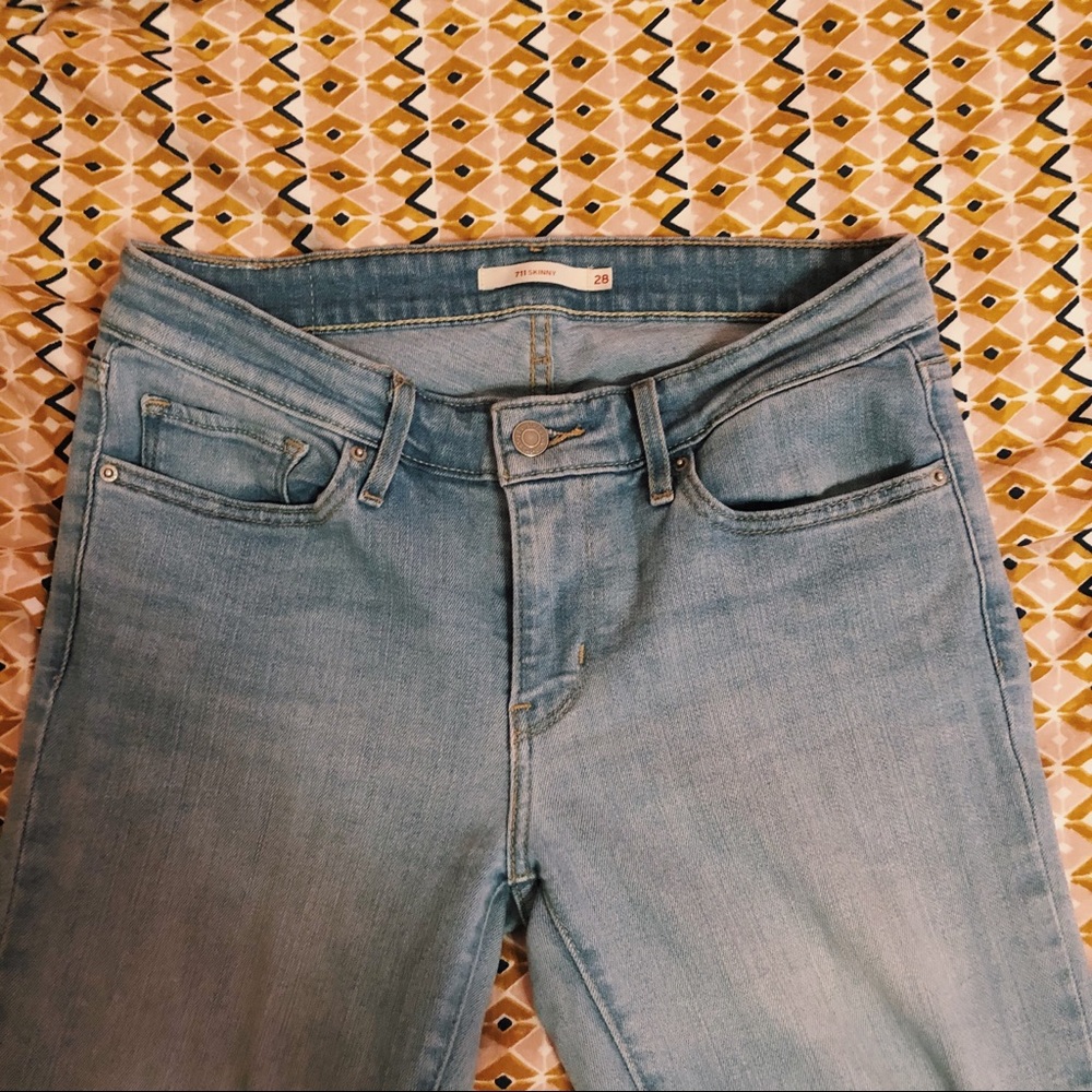 Levi’s skinny white wash jeans
